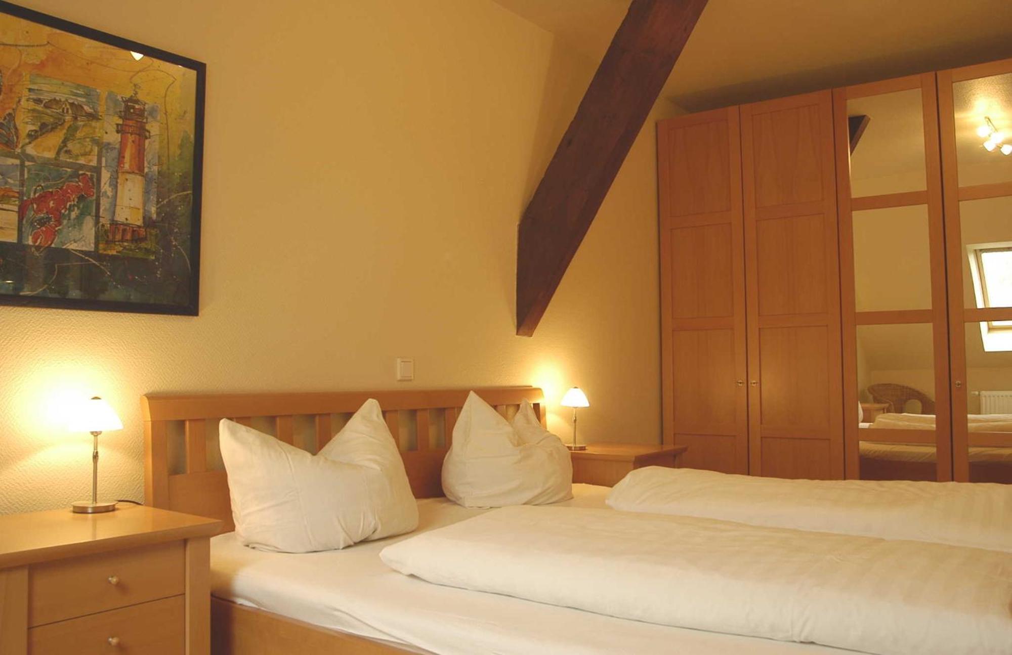 Amtmannshaus Greetsiel Apartment ภายนอก รูปภาพ